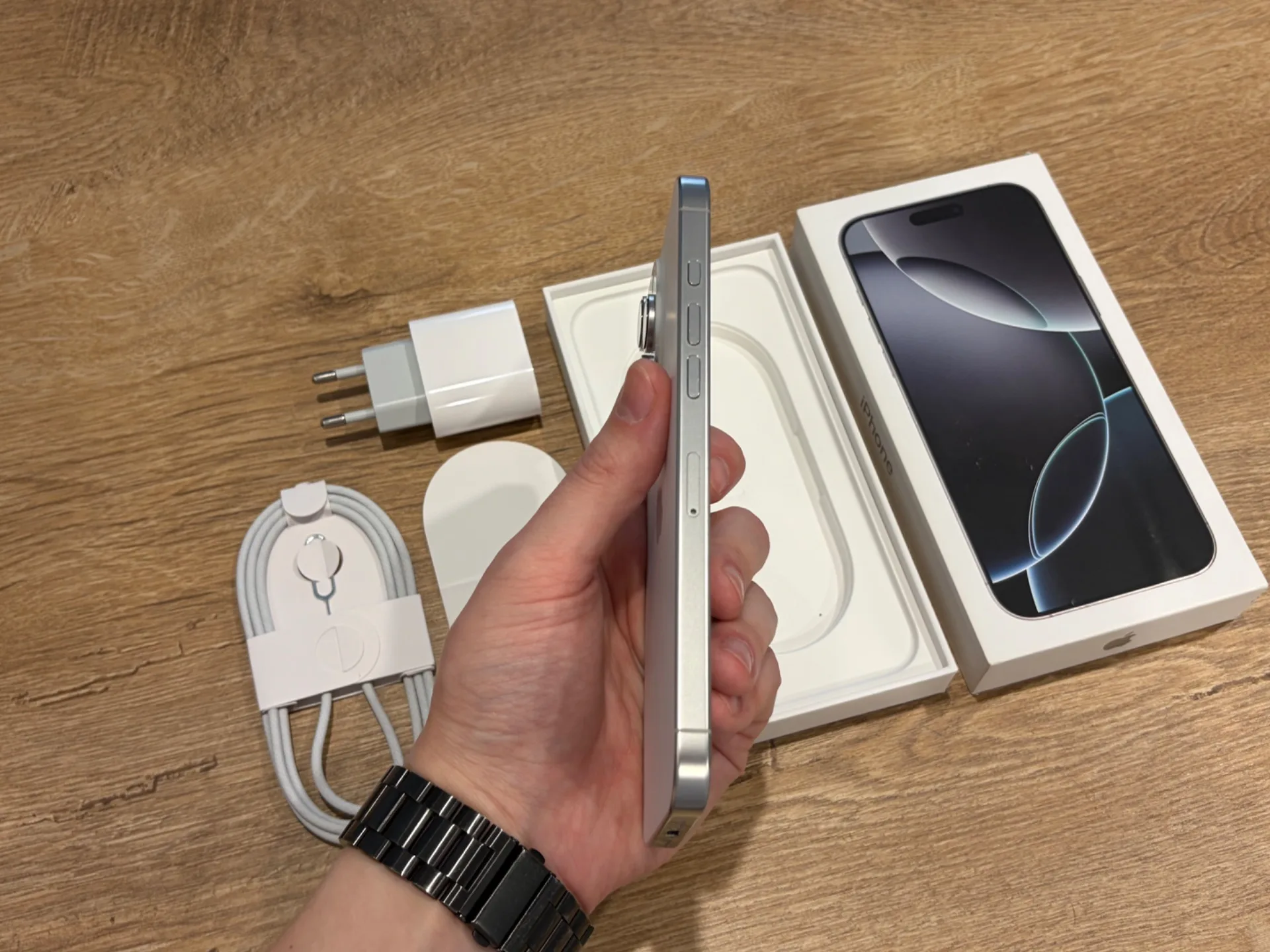 iPhone 16 Pro Max 512gb White Titanium