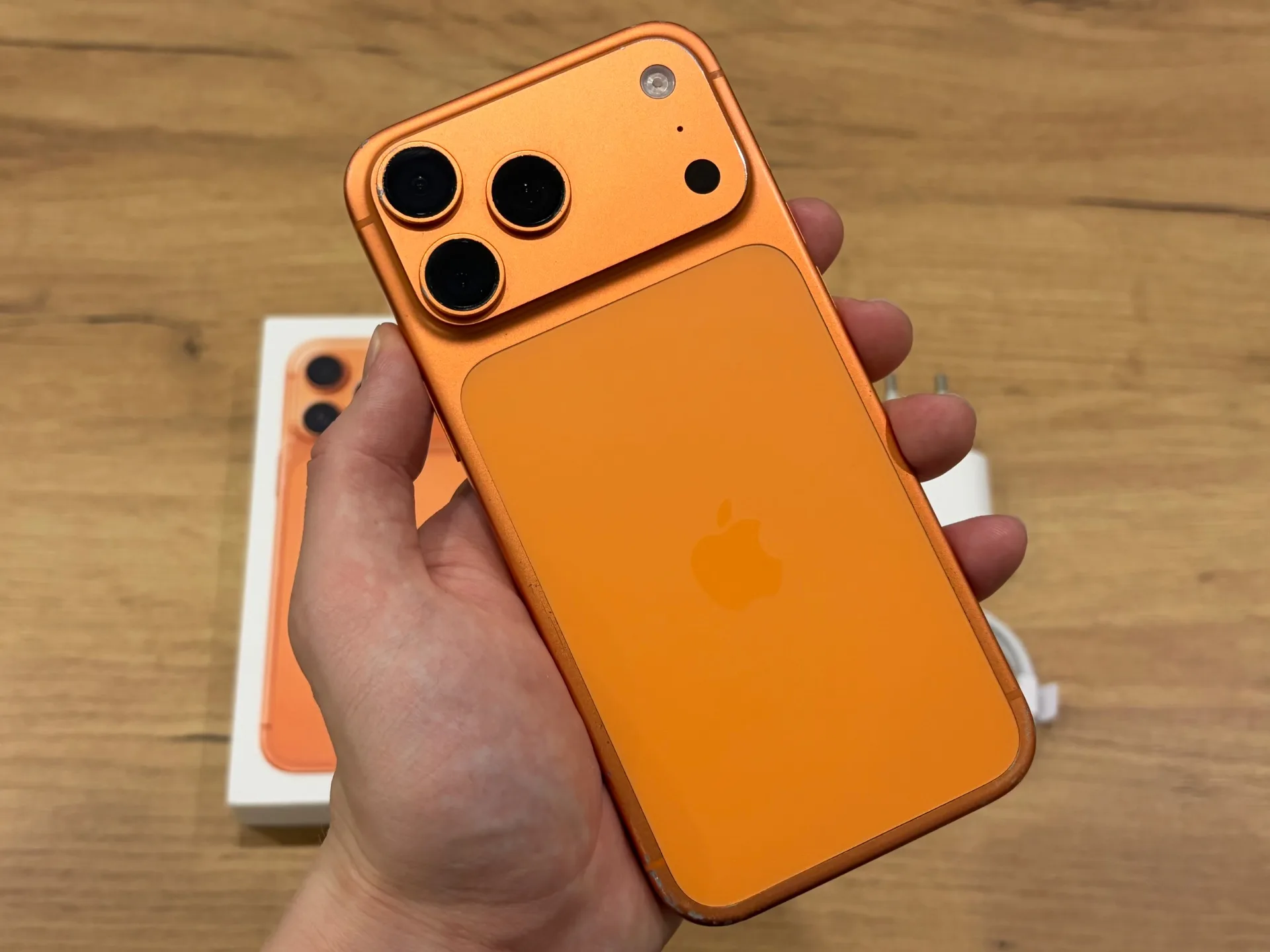 iPhone 17 Pro Max 256gb Cosmic Orange