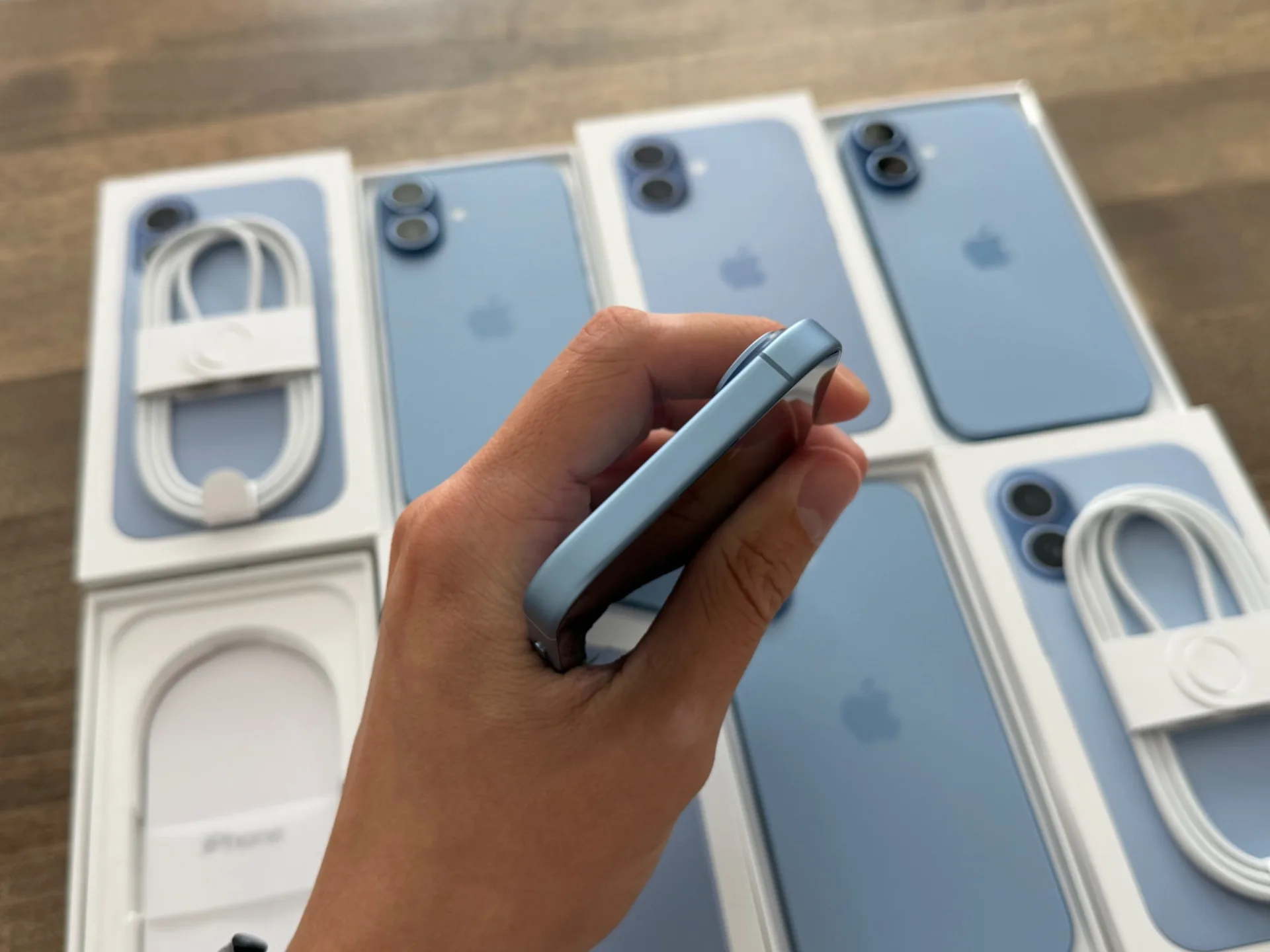 iPhone 17 Mist Blue 256GB