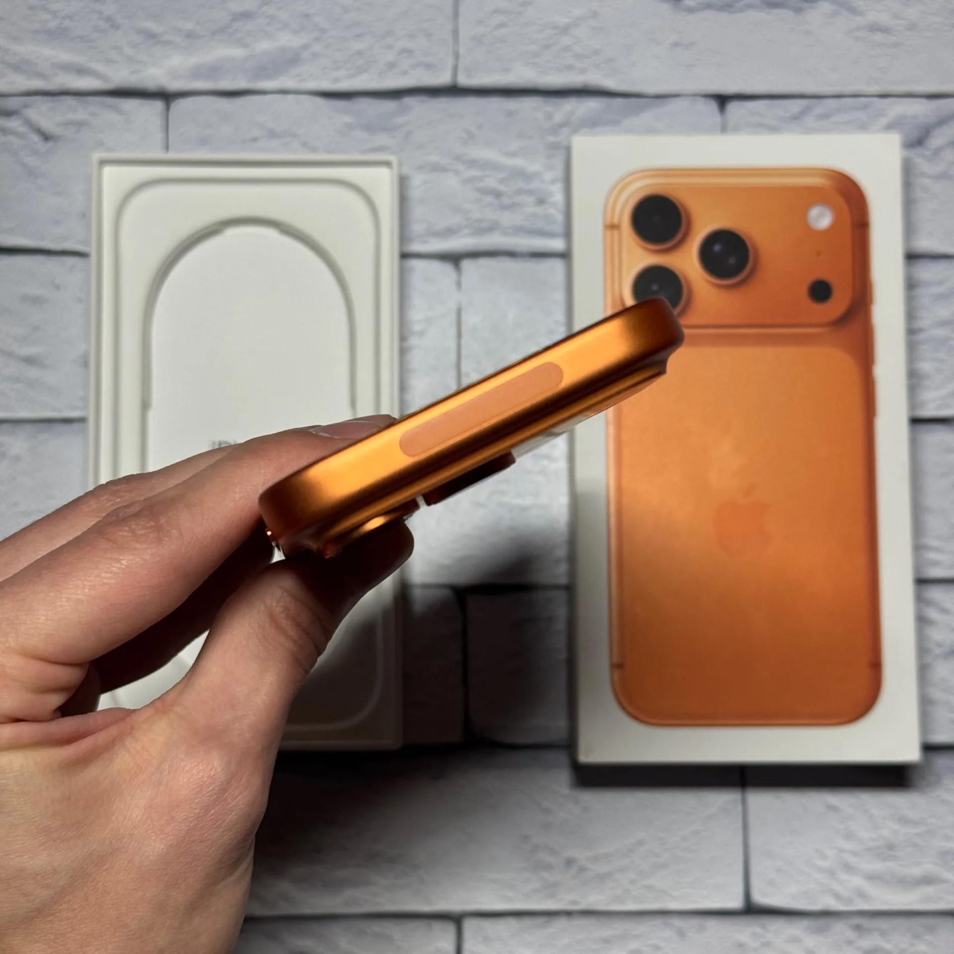 iPhone 17 Pro 512gb Cosmic Orange