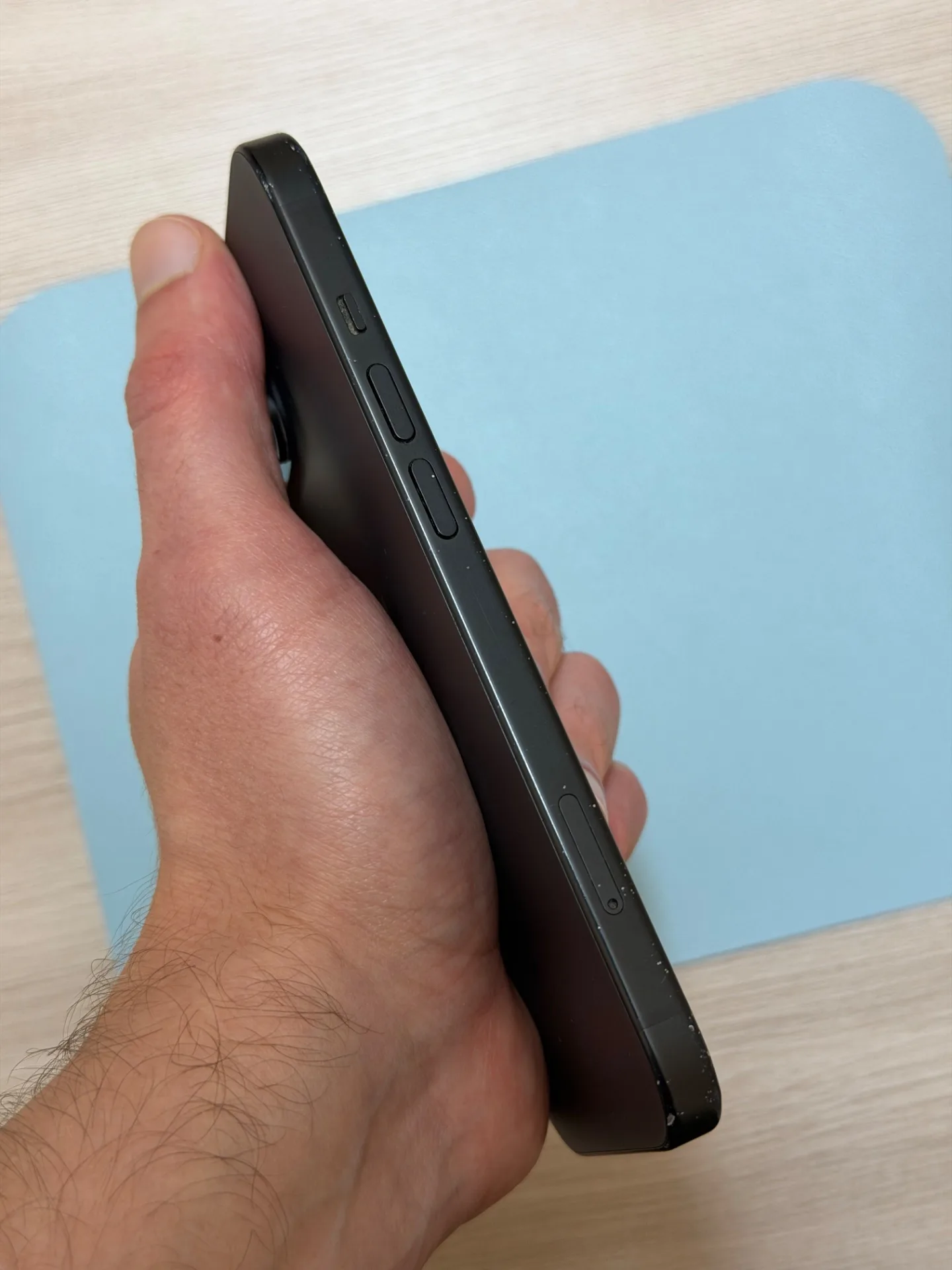 iPhone 15 128 черный.
