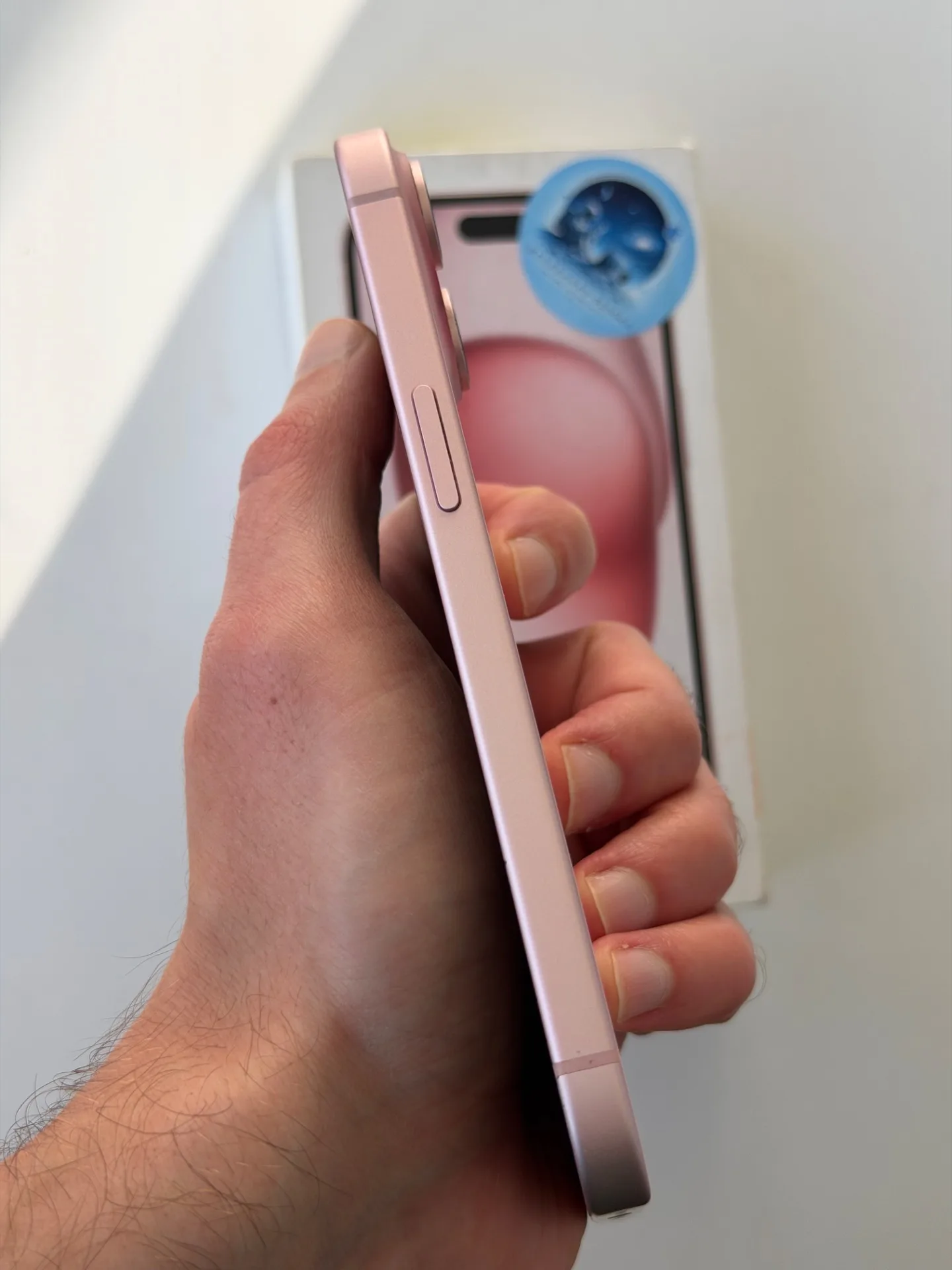 iPhone 15 128 розовый.