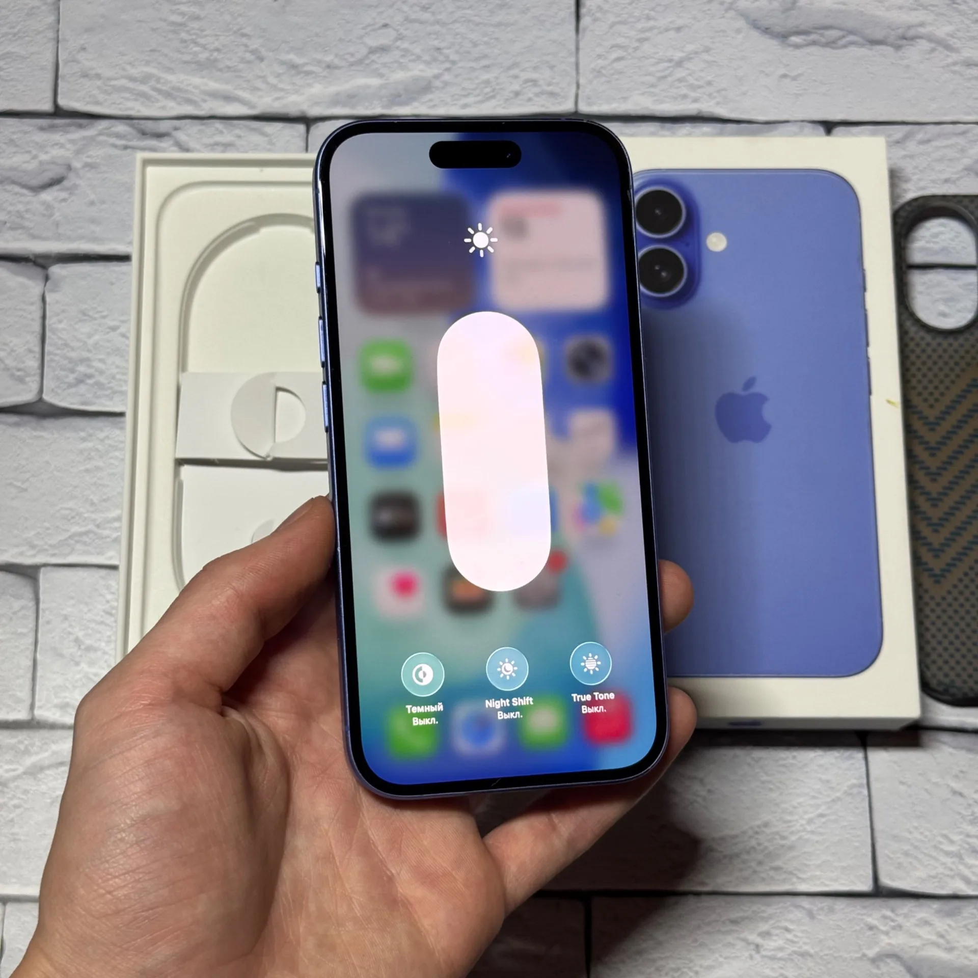 iPhone 16 256gb Ultramarine