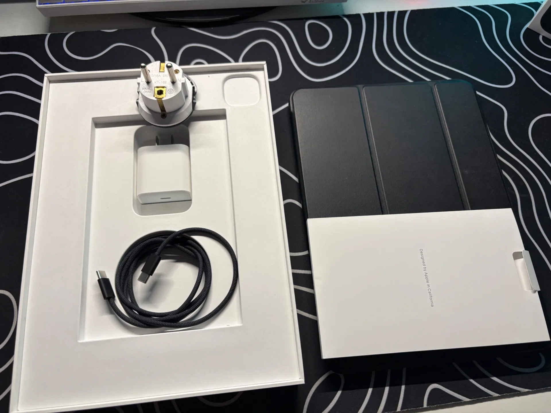 iPad Pro 11 M5 256гб WiFi