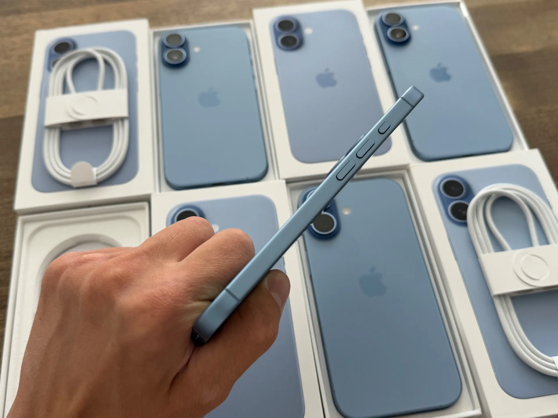 iPhone 17 Mist Blue 256GB