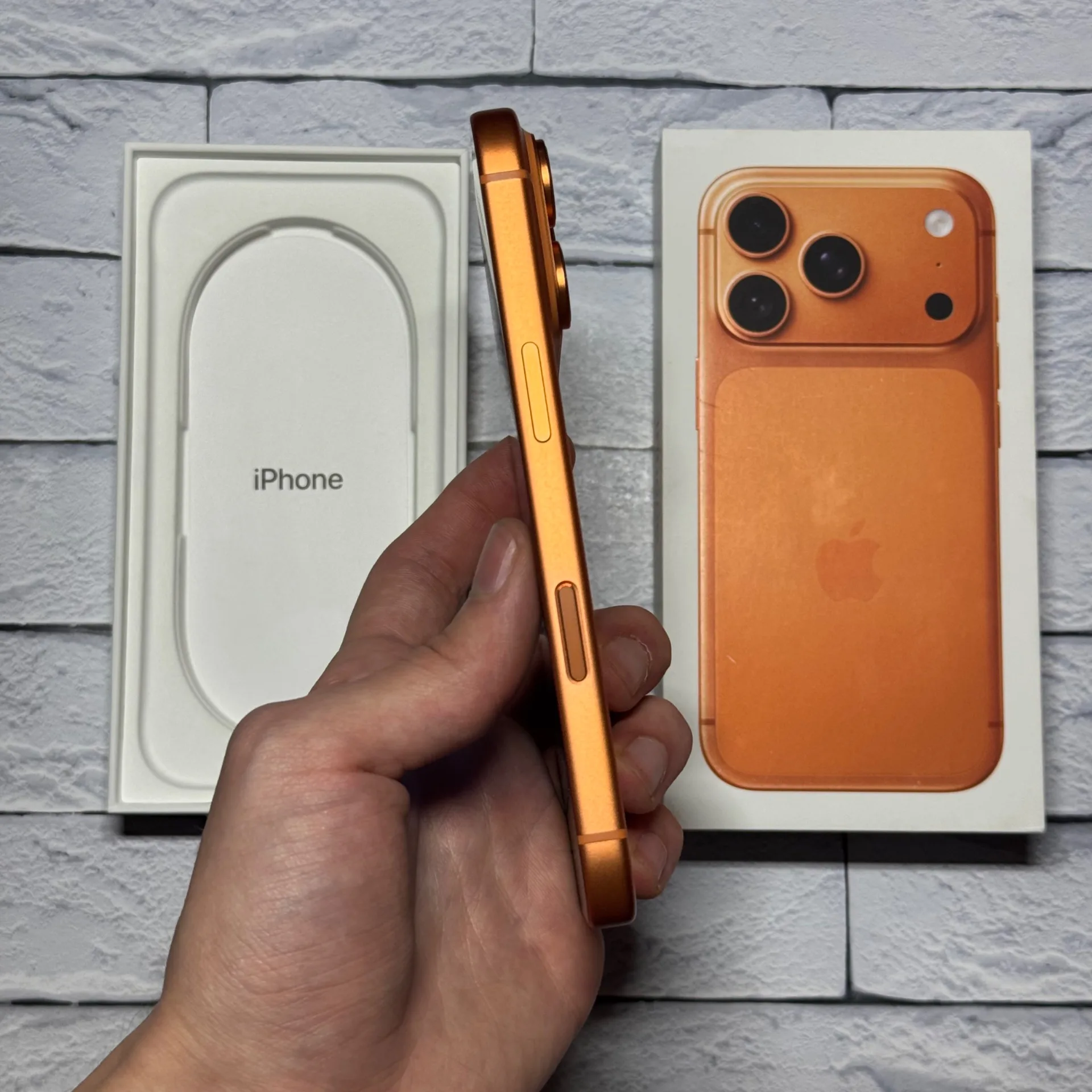 iPhone 17 Pro 512gb Cosmic Orange