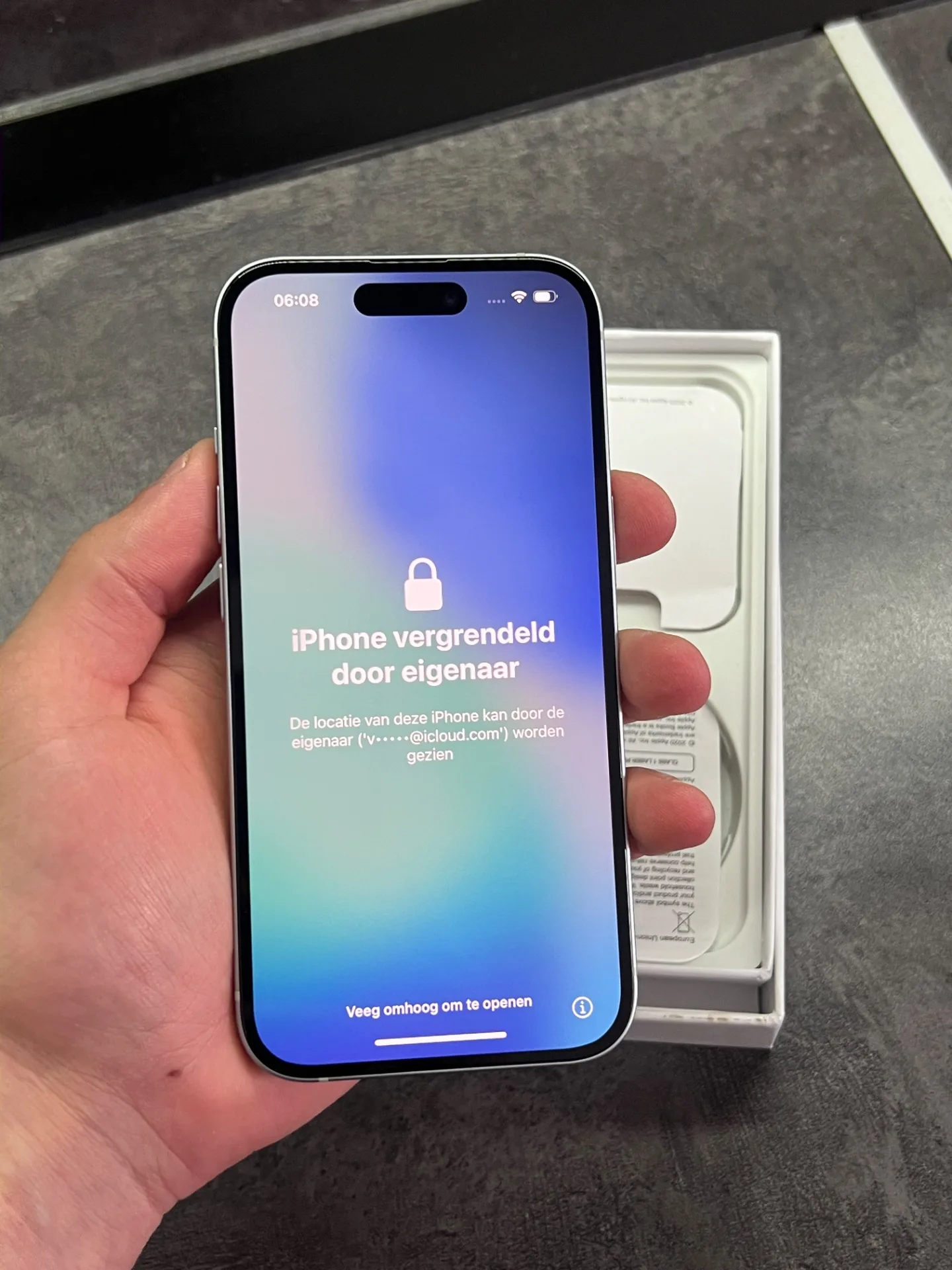 iPhone 15 128GB