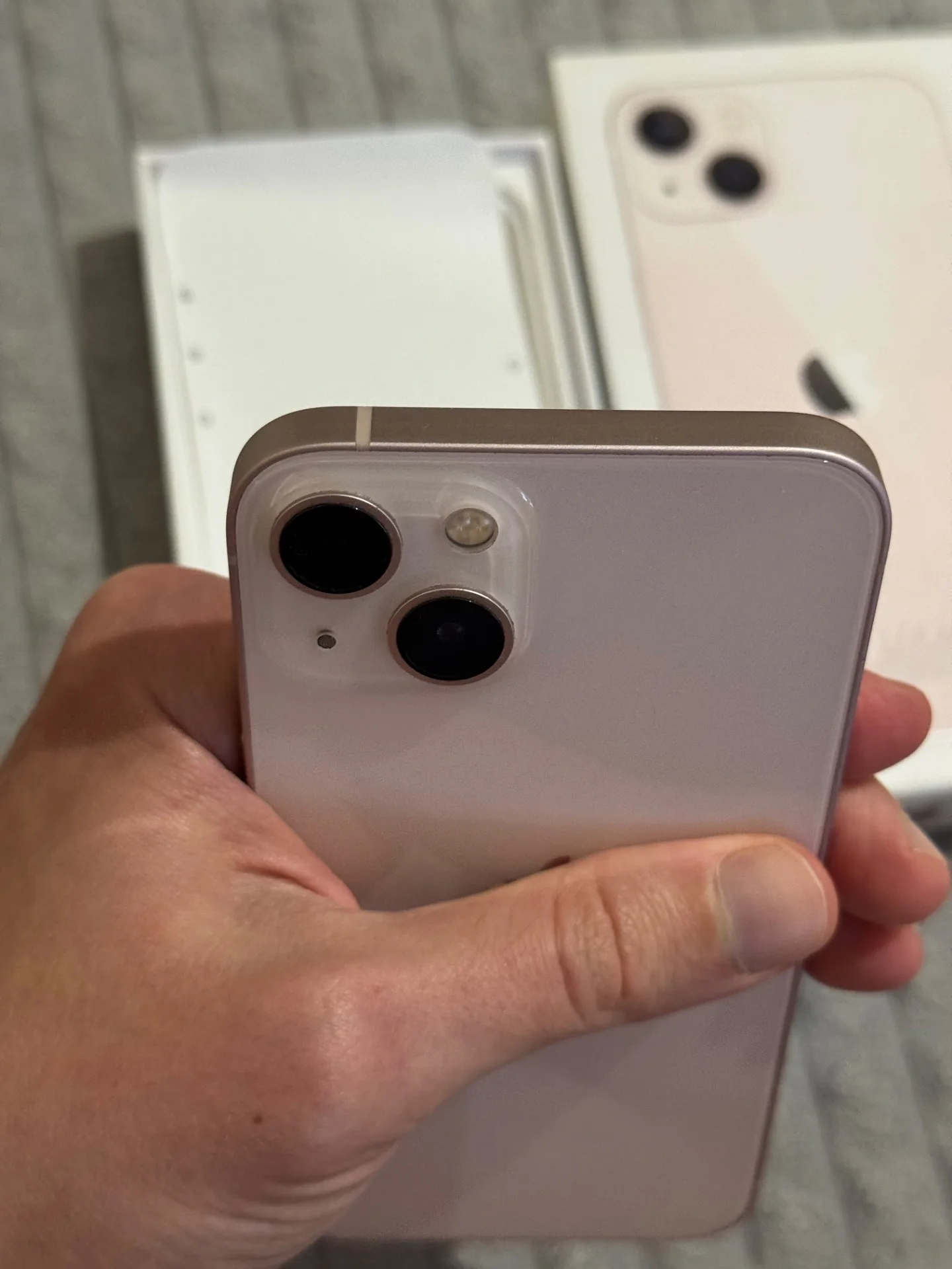 iPhone 13 128 Розовый.