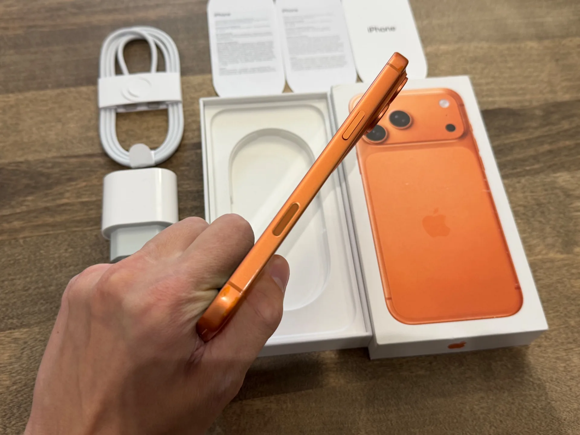 iPhone 17 Pro Max Comic Orange 512GB