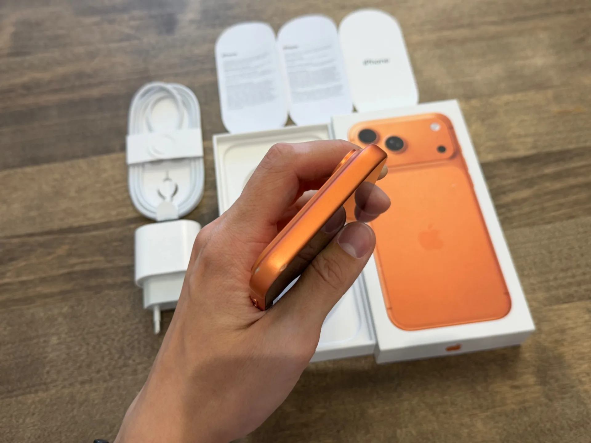 iPhone 17 Pro Max Comic Orange 256GB