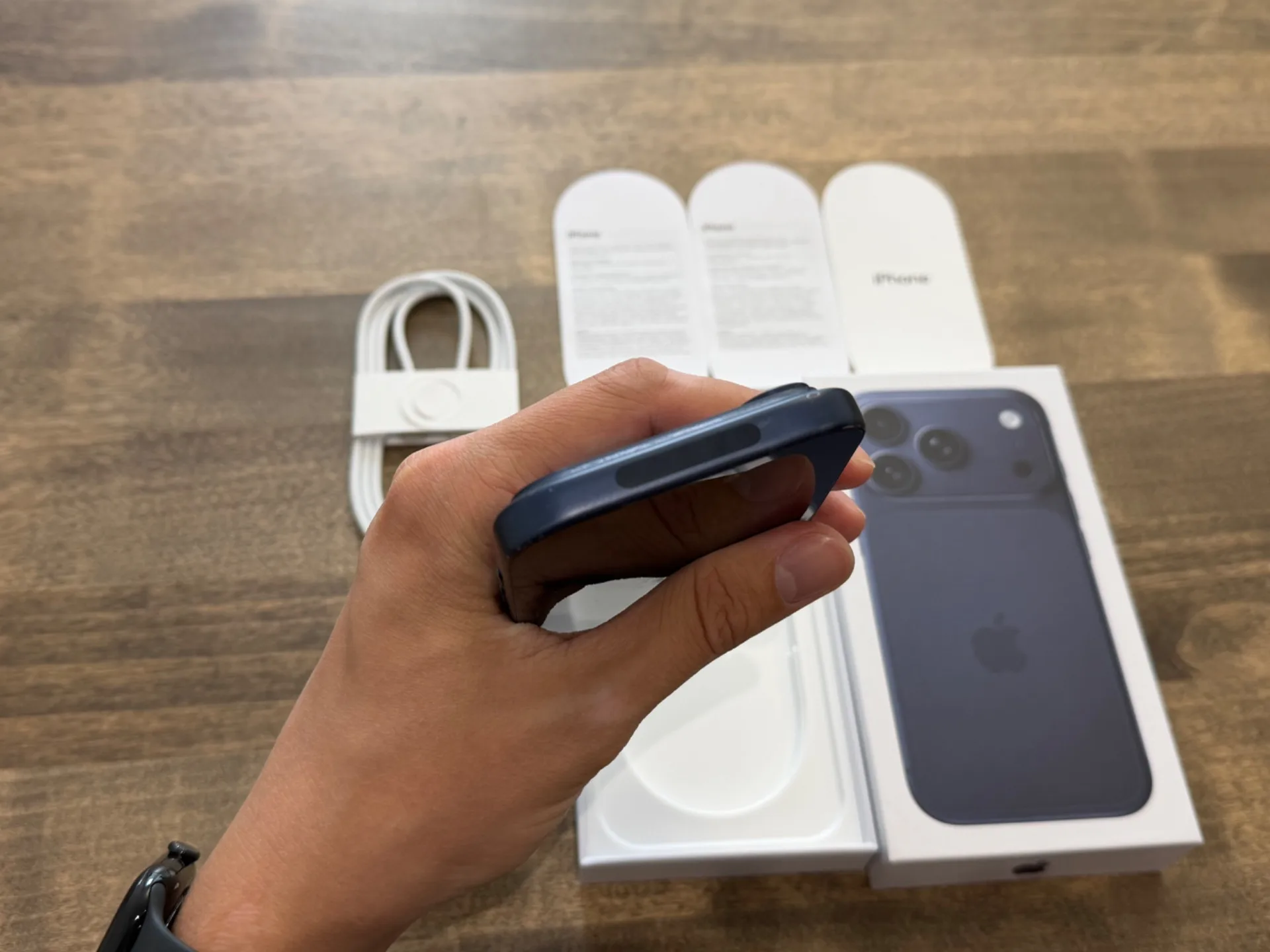 iPhone 17 Pro Blue 256GB