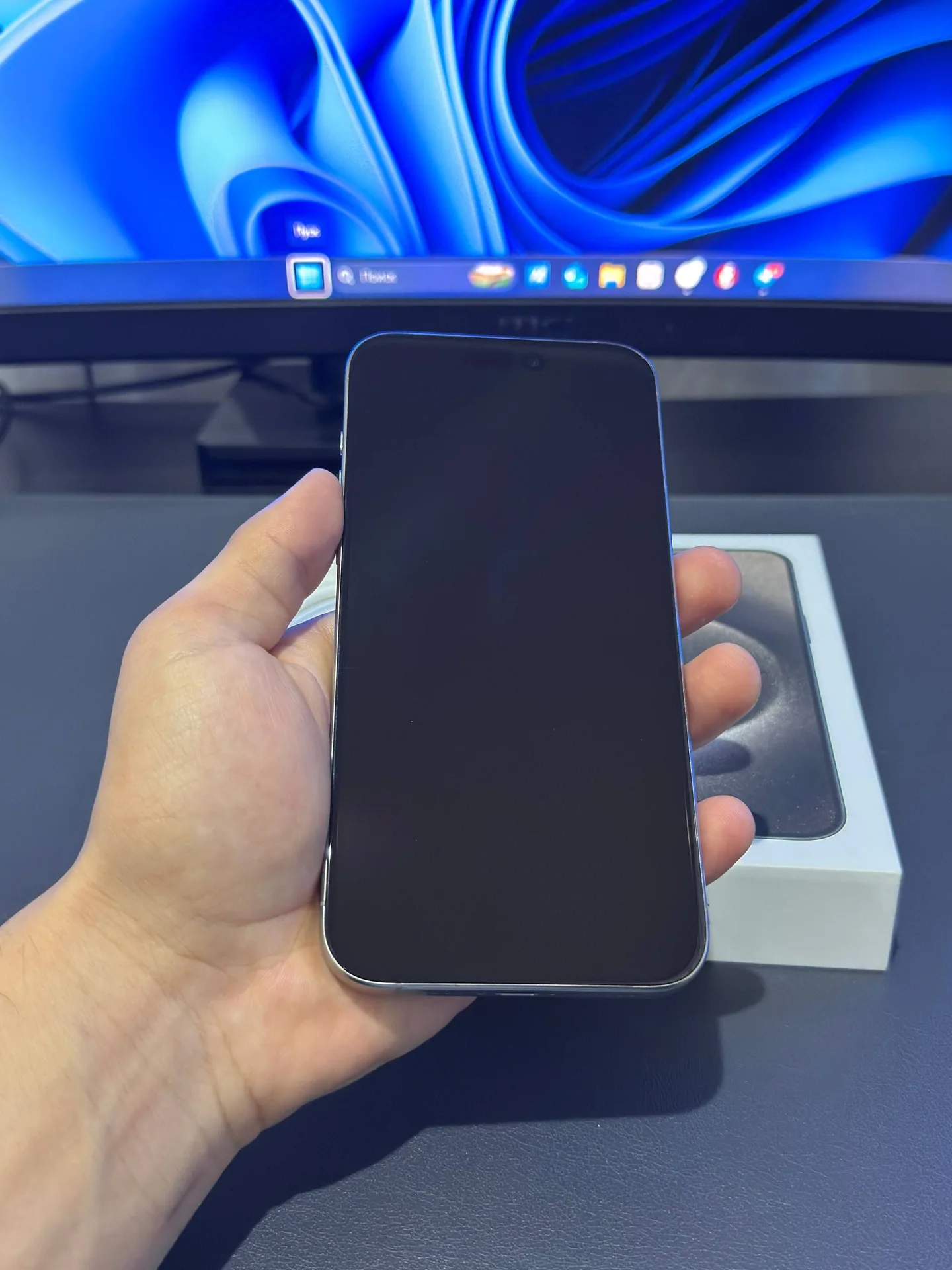 iPhone 15 Pro Max 256GB