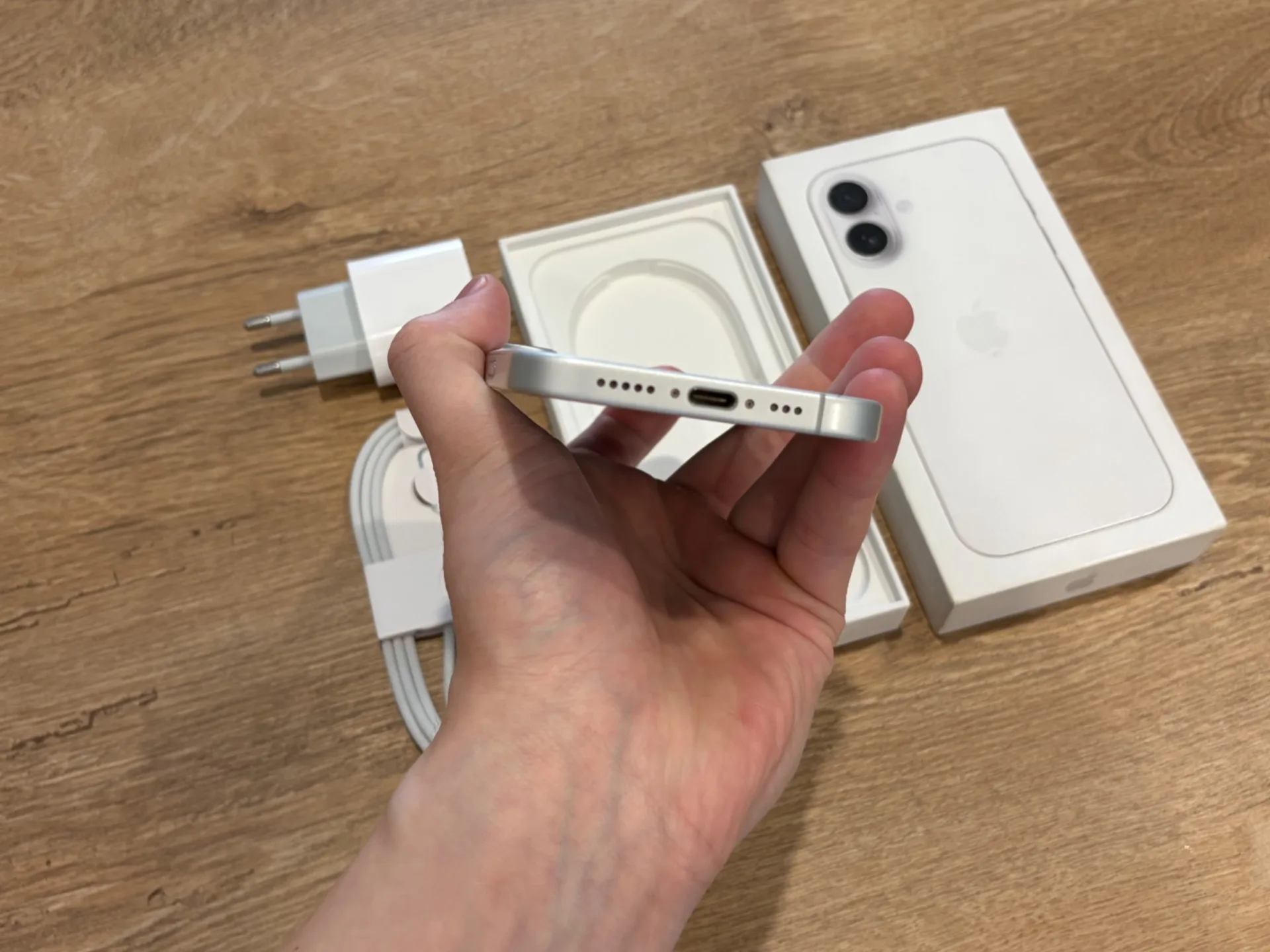 iPhone 17 256gb White